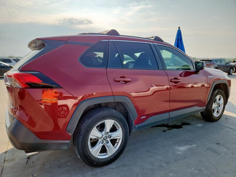 JTMLWRFV8MD120078 - 2021 TOYOTA RAV4 LE RED photo 3