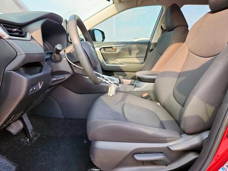 JTMLWRFV8MD120078 - 2021 TOYOTA RAV4 LE RED photo 7