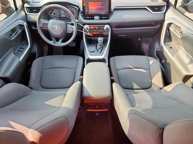 JTMLWRFV8MD120078 - 2021 TOYOTA RAV4 LE RED photo 8