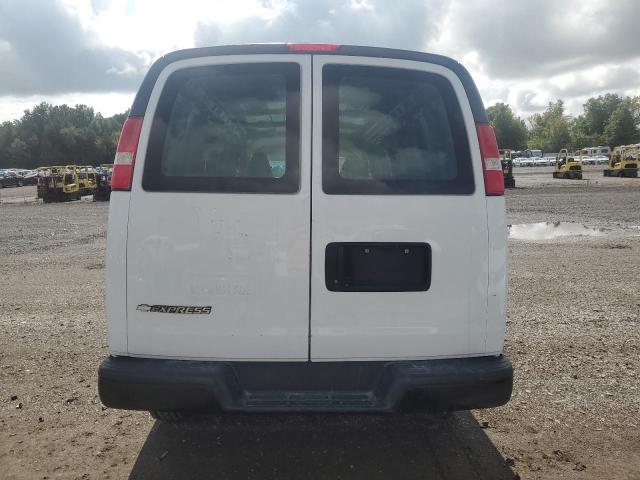 1GCWGBFP6J1239683 - 2018 CHEVROLET EXPRESS G2500 WHITE photo 6