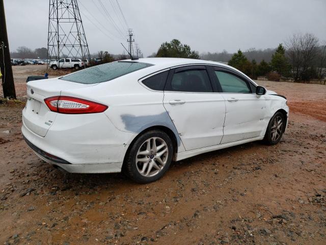 1FA6P0HDXE5374399 - 2014 FORD FUSION SE WHITE photo 3