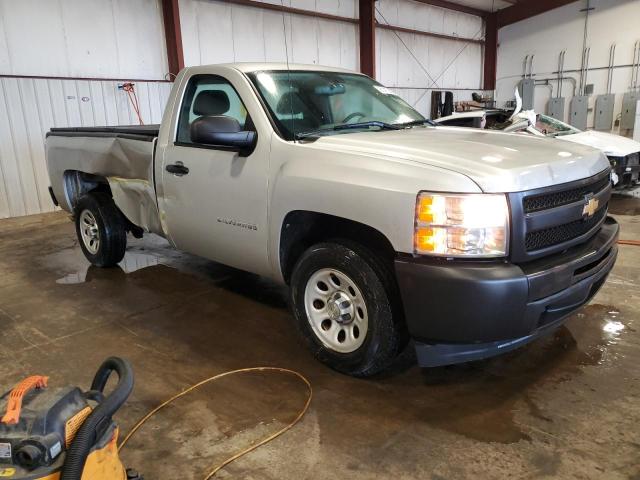 1GCPCPEX5AZ217402 - 2010 CHEVROLET SILVERADO C1500 银色 照片 4