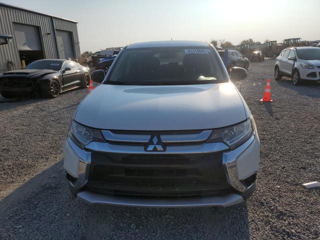 JA4AD2A33GZ051828 - 2016 MITSUBISHI OUTLANDER ES WHITE photo 5