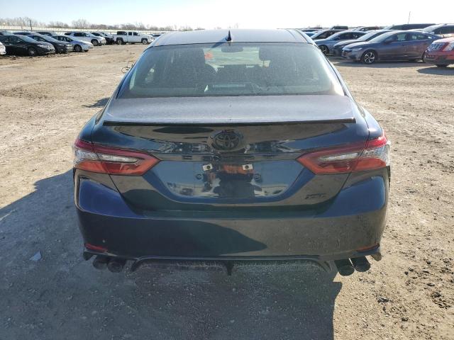 4T1K61AKXNU073577 - 2022 TOYOTA CAMRY XSE BLUE photo 6