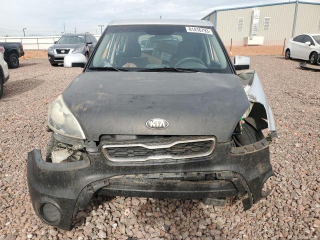 KNDJT2A53D7576003 - 2013 KIA SOUL SILVER photo 5