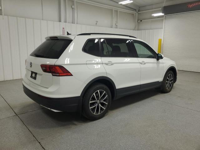 3VV1B7AX2MM022833 - 2021 VOLKSWAGEN TIGUAN S Weiß Foto 3