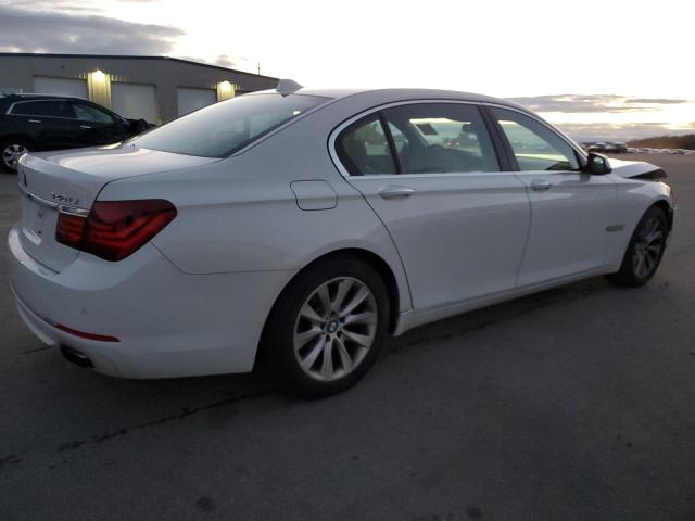 WBAYF4C52DDE23757 - 2013 BMW 740 LXI WHITE photo 3