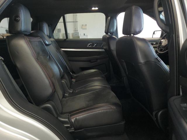 1FM5K8D82JGC60483 - 2018 FORD EXPLORER XLT Серебристый фото 11