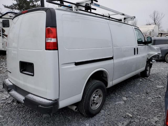 1GCWGAFP9P1145834 - 2023 CHEVROLET EXPRESS G2 WHITE photo 3