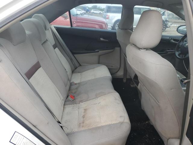 4T4BF1FK7CR196300 - 2012 TOYOTA CAMRY BASE WHITE photo 10