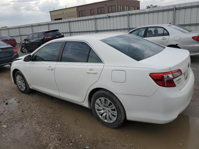 4T4BF1FK7CR196300 - 2012 TOYOTA CAMRY BASE WHITE photo 2