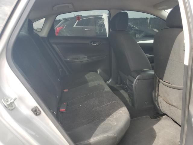 3N1AB7AP5JY316989 - 2018 NISSAN SENTRA S 银色 照片 10