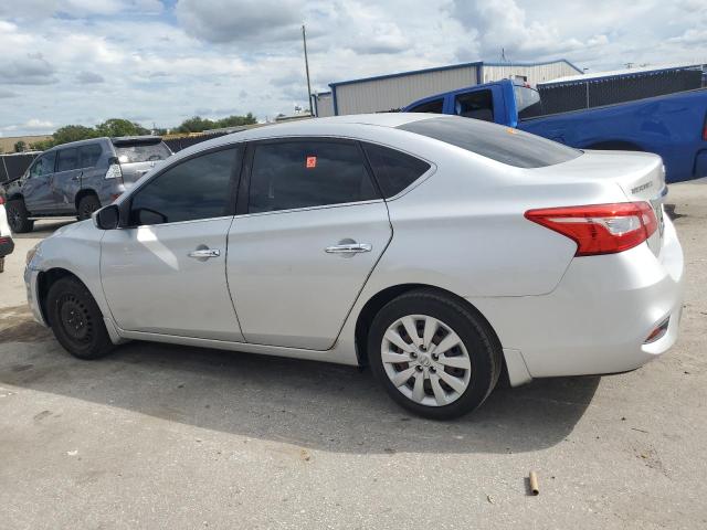 3N1AB7AP5JY316989 - 2018 NISSAN SENTRA S 银色 照片 2
