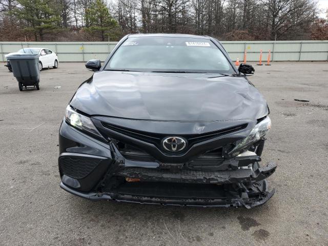 4T1G11AK3PU838989 - 2023 TOYOTA CAMRY SE NIGHT SHADE BLACK photo 5