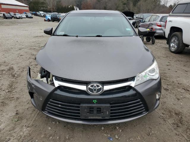 4T1BF1FK4HU658636 - 2017 TOYOTA CAMRY LE GRAY photo 5