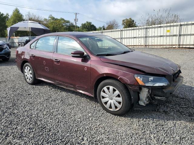 1VWAP7A37DC039963 - 2013 VOLKSWAGEN PASSAT S Темно-червоний фото 4