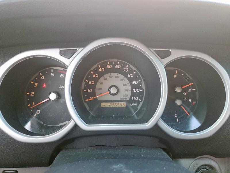 JTEBU14R950073866 - 2005 TOYOTA 4RUNNER SR5 GRAY photo 9