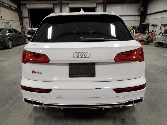 WA1C4AFY9J2208852 - 2018 AUDI SQ5 PRESTIGE WHITE photo 6