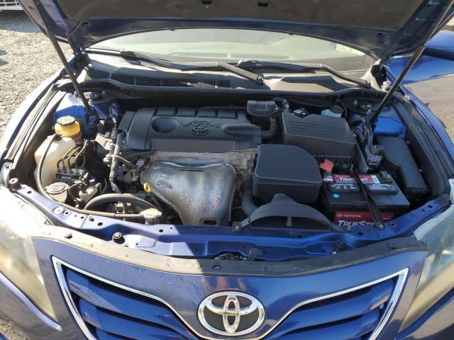4T1BF3EK1BU693249 - 2011 TOYOTA CAMRY BASE BLUE photo 11