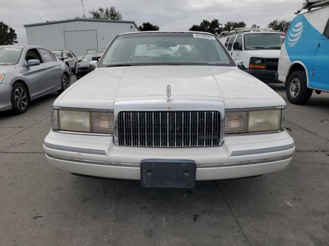 1LNLM82W7PY742162 - 1993 LINCOLN TOWN CAR SIGNATURE Weiß Foto 5