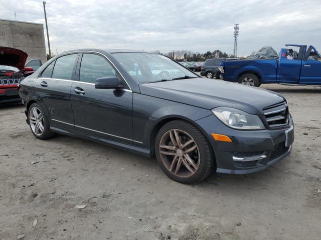 WDDGF4HB7ER305031 - 2014 MERCEDES-BENZ C 250 BLACK photo 4