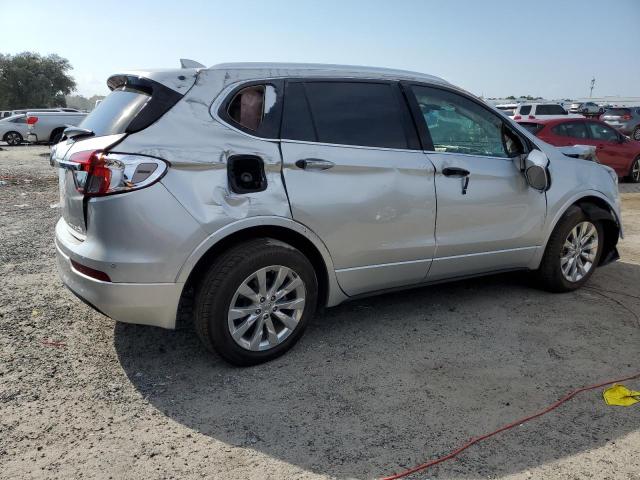 LRBFX1SA7JD027447 - 2018 BUICK ENVISION ESSENCE Արծաթագույն լուսանկար 3