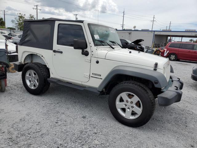 1J4AA2D12AL108002 - 2010 JEEP WRANGLER SPORT WHITE photo 4