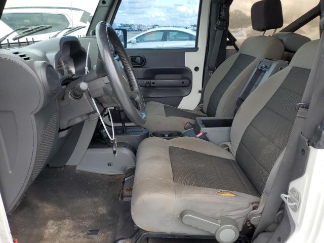 1J4AA2D12AL108002 - 2010 JEEP WRANGLER SPORT WHITE photo 7