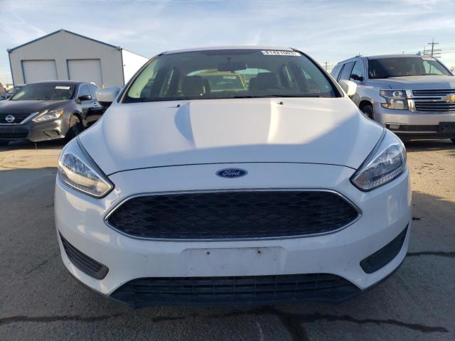 1FADP3FE3JL331193 - 2018 FORD FOCUS SE WHITE photo 5