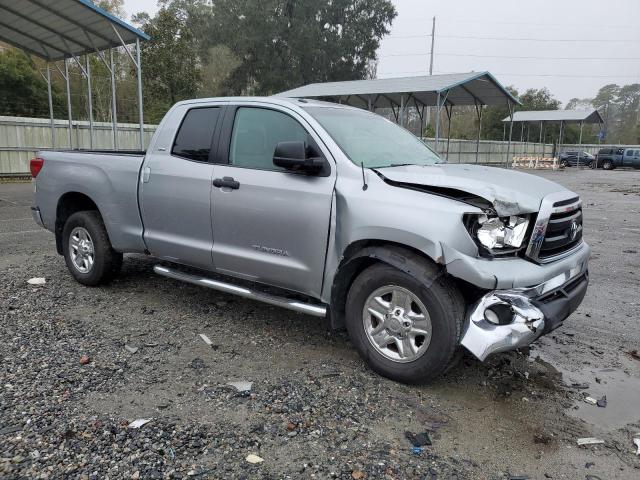 5TFRM5F12BX027736 - 2011 TOYOTA TUNDRA DOUBLE CAB SR5 SILVER photo 4