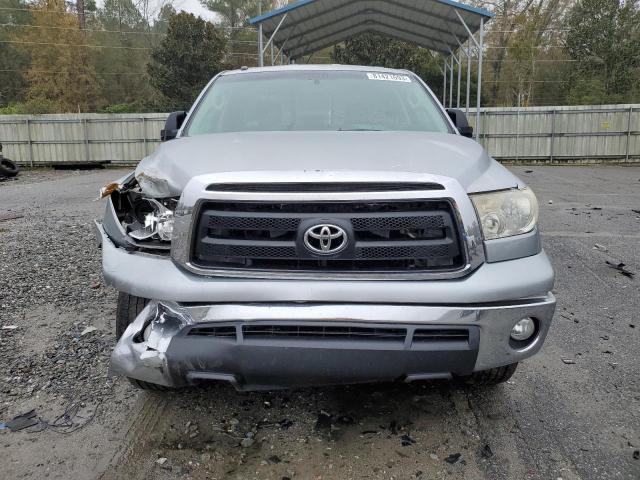 5TFRM5F12BX027736 - 2011 TOYOTA TUNDRA DOUBLE CAB SR5 SILVER photo 5