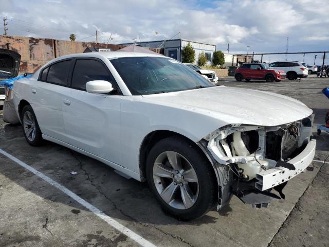 2C3CDXHG4GH246653 - 2016 DODGE CHARGER SXT WHITE photo 4