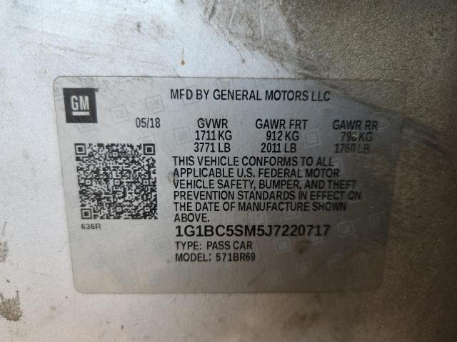 1G1BC5SM5J7220717 - 2018 CHEVROLET CRUZE LS SILVER photo 13