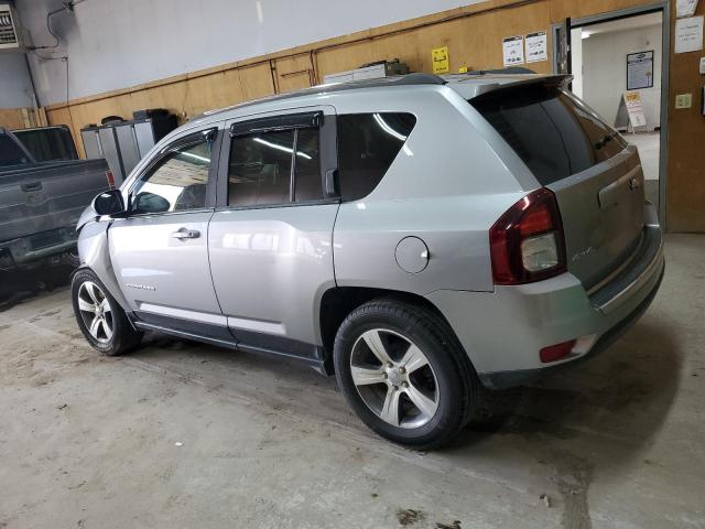 1C4NJDEB6GD764376 - 2016 JEEP COMPASS LATITUDE Күміс фото 2