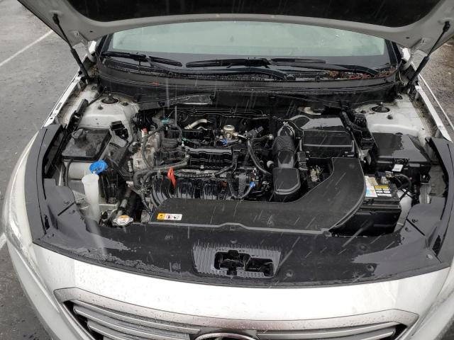 5NPE24AFXHH572542 - 2017 HYUNDAI SONATA SE SILVER photo 11