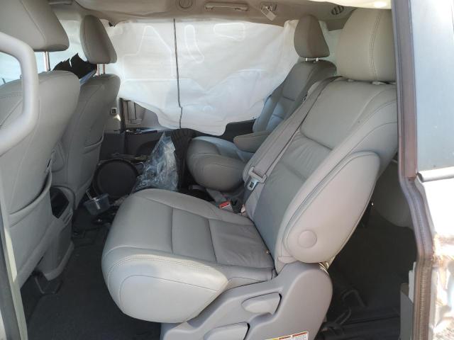 5TDYK3DC3GS765844 - 2016 TOYOTA SIENNA XLE ვერცხლისფერი ფოტო 11