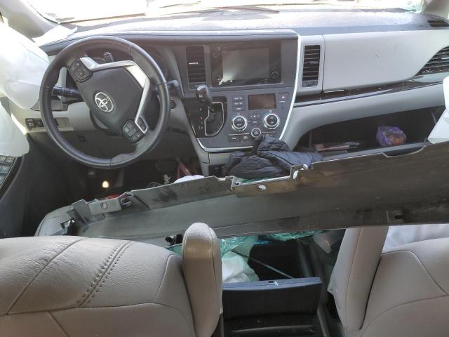 5TDYK3DC3GS765844 - 2016 TOYOTA SIENNA XLE ვერცხლისფერი ფოტო 8