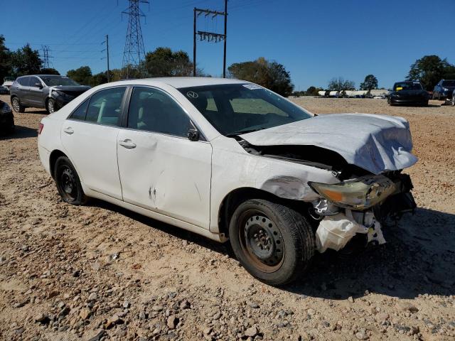 4T1BF3EK8BU620573 - 2011 TOYOTA CAMRY BASE WHITE photo 4