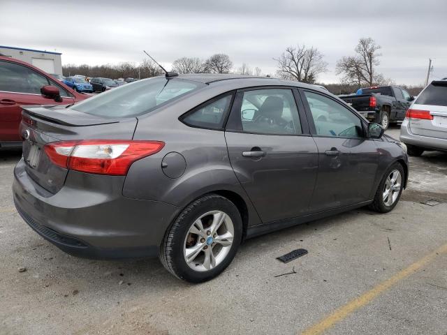 1FAHP3F29CL138315 - 2012 FORD FOCUS SE GRAY photo 3