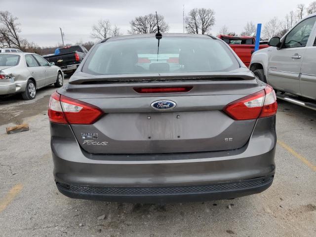 1FAHP3F29CL138315 - 2012 FORD FOCUS SE GRAY photo 6