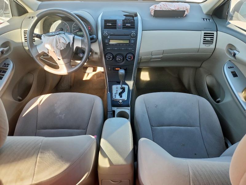 JTDBU4EE3AJ068121 - 2010 TOYOTA COROLLA BASE رمادي صورة 8