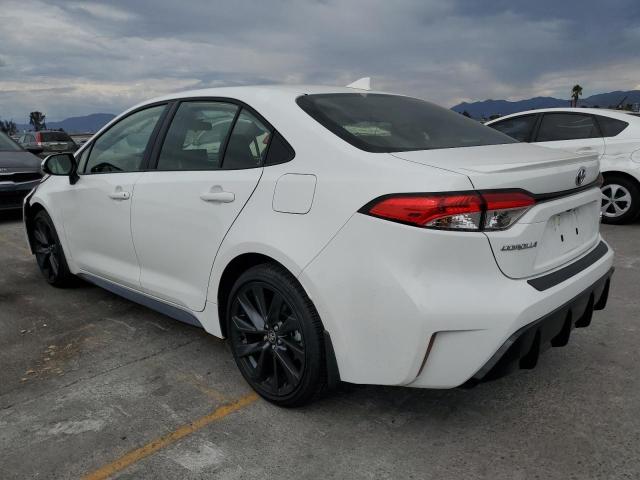 JTDBCMFE9R3067413 - 2024 TOYOTA COROLLA LE 白色 照片 2