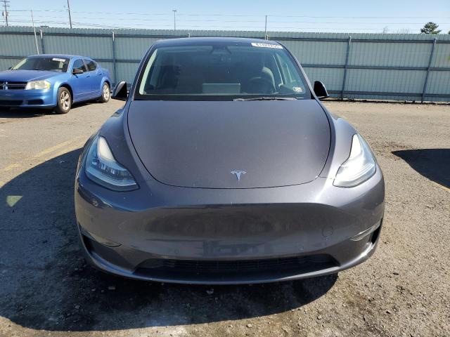 7SAYGDEE6NF391709 - 2022 TESLA MODEL Y Grau Foto 5