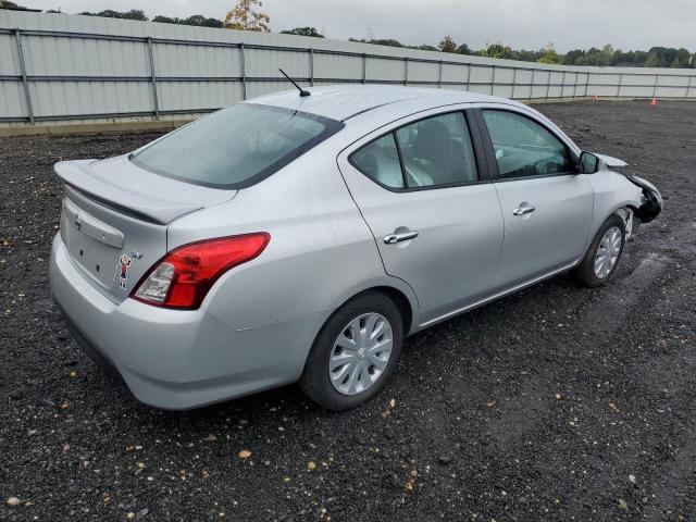 3N1CN7AP9KL827118 - 2019 NISSAN VERSA S ვერცხლისფერი ფოტო 3