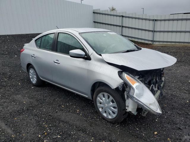 3N1CN7AP9KL827118 - 2019 NISSAN VERSA S ვერცხლისფერი ფოტო 4