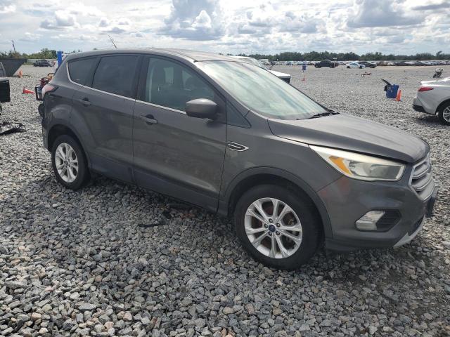 1FMCU0GD5HUD43638 - 2017 FORD ESCAPE SE ნაცრისფერი ფოტო 4