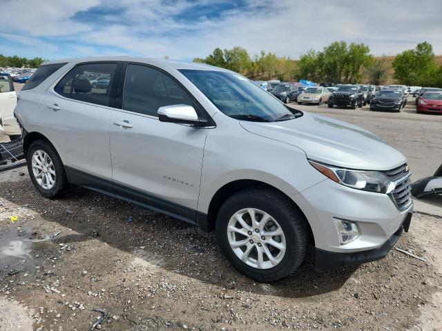 2GNAXUEV8K6273913 - 2019 CHEVROLET EQUINOX LT 银色 照片 4