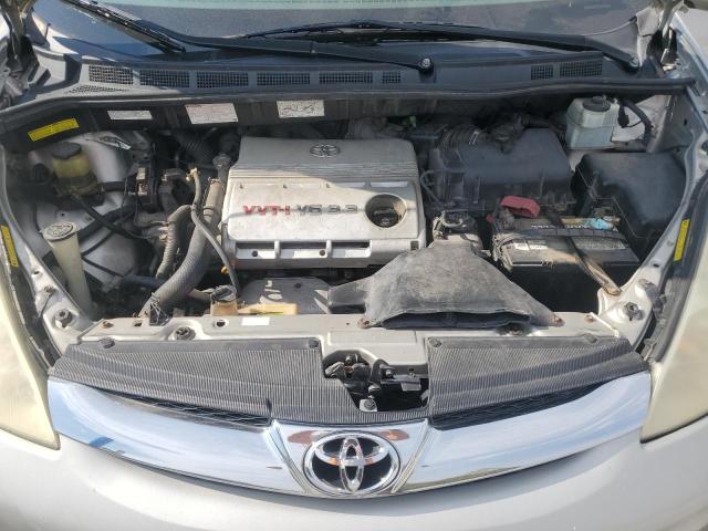 5TDBA22C06S068071 - 2006 TOYOTA SIENNA XLE ვერცხლისფერი ფოტო 12
