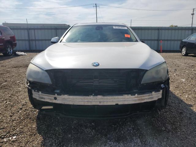 WBAKB8C58BCY65175 - 2011 BMW 750LI LI WHITE photo 5