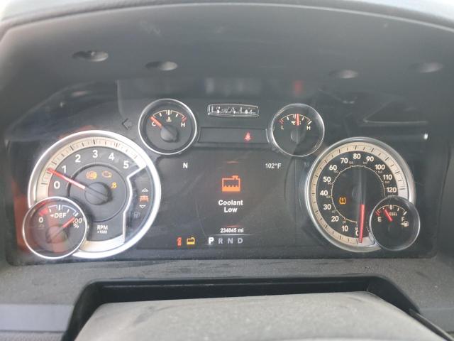 3C6UR5DL9JG156776 - 2018 RAM 2500 SLT Серебристый фото 9